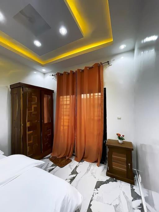Villa Adja Nafy A Saly Gandigal エクステリア 写真