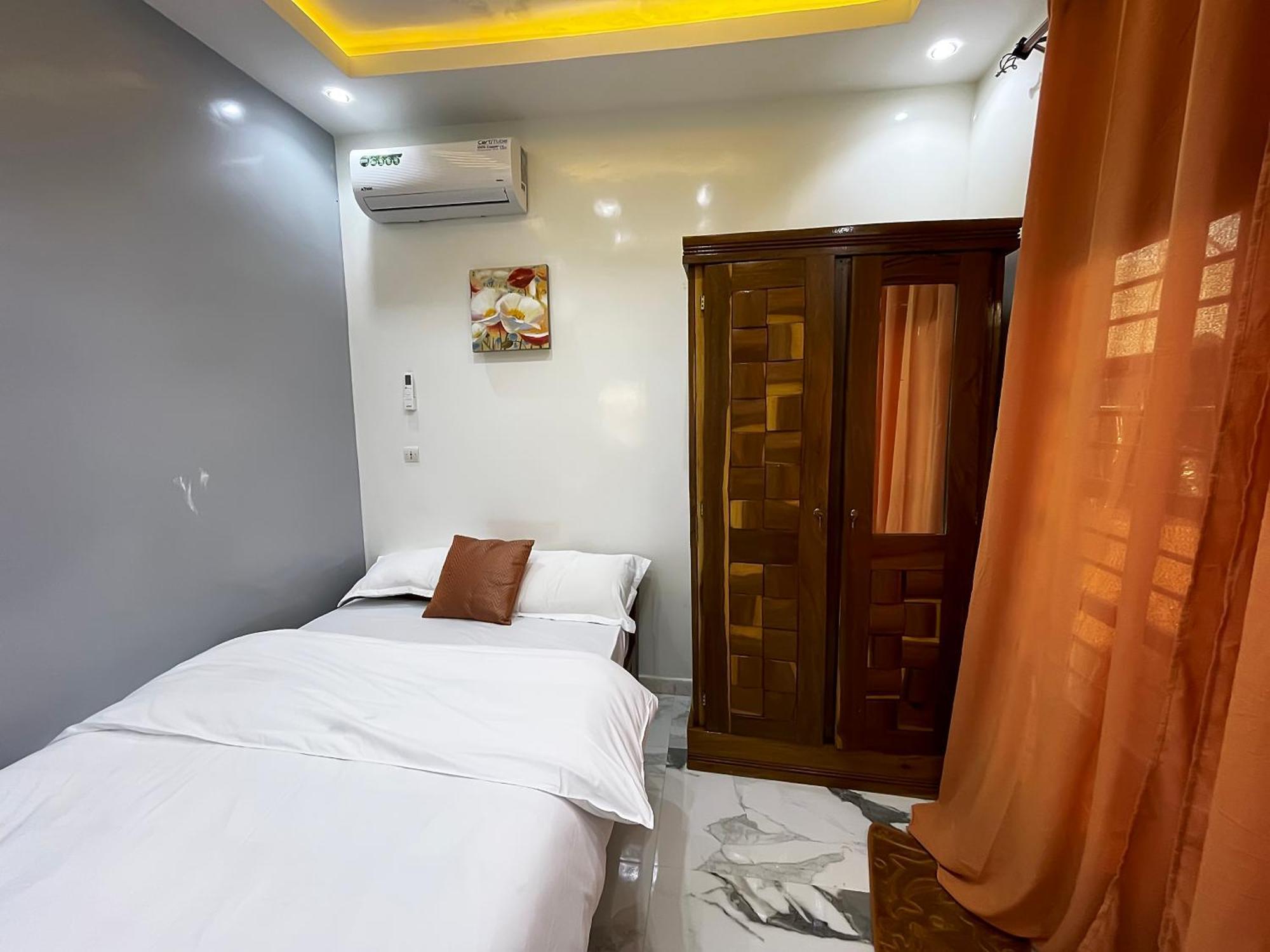 Villa Adja Nafy A Saly Gandigal エクステリア 写真